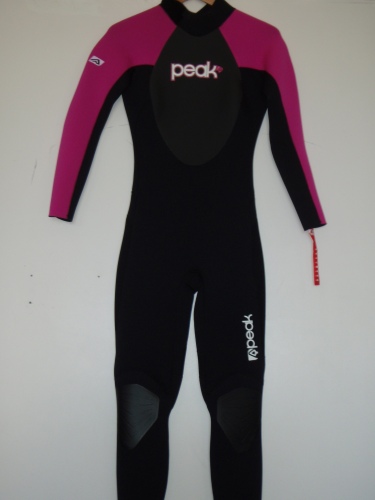 WOMENS PEAK 4/3 WAS $249.95 NOW $124.95