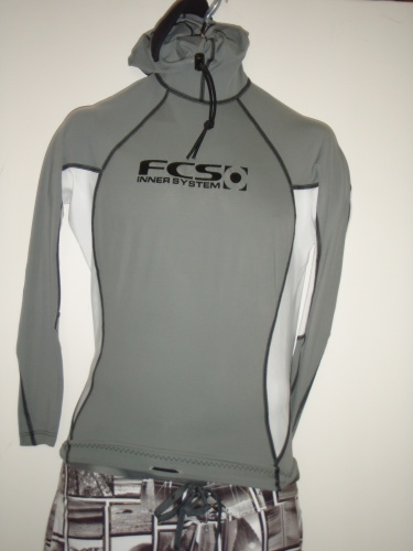 FCS LONG SLEEVE RASHIE WITH HOOD $65