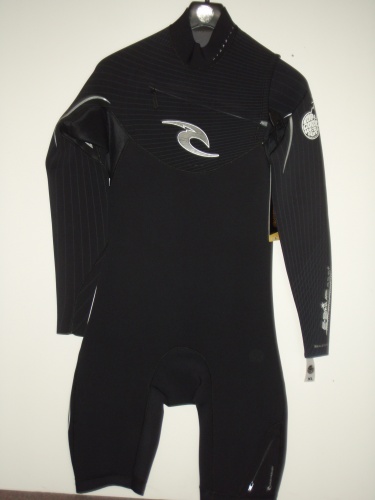 RIP CURL E-BOMB LONG SLEEVE SPRING $349.95